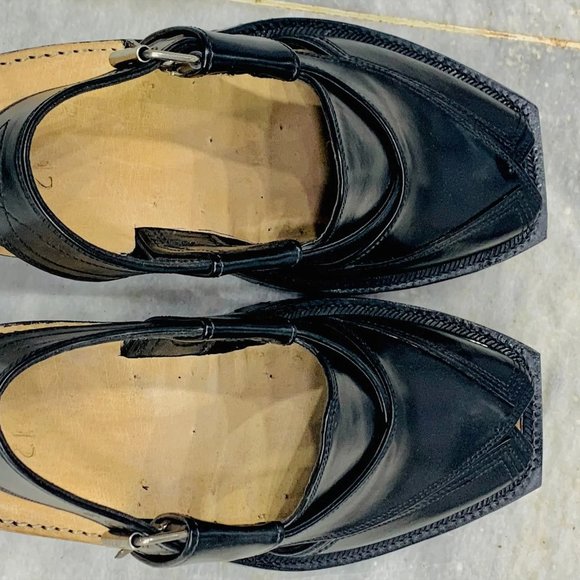 Traditional Black Peshawari Chappal, Handcrafted Leather Chappal, Black Sandals main image 8